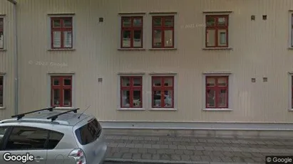 Affärslokaler att hyra i Skara - Bild från Google Street View Affärslokaler att hyra i Skara - Bild från Google Street View