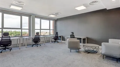 Coworking i Vänersborg: Träffas, arbeta och samarbeta i vårt professionella kontorshotell i Regus Vänersborg, Sundsgatan Coworking i Vänersborg: Träffas, arbeta och samarbeta i vårt professionella kontorshotell i Regus Vänersborg, Sundsgatan