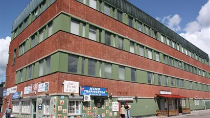 Trivsamt kontor i Bredängs Centrum. Trivsamt kontor i Bredängs Centrum.